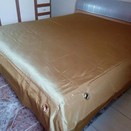у снежаны Guest house Provadiya