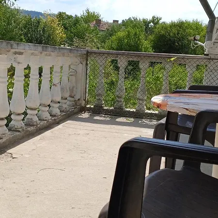 у снежаны Maison d'hôtes Provadiya